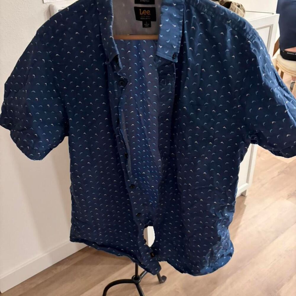 Lee Men's Large Short Sleeve Button Down Shirt Stretch Regular Fit Blue Pattern